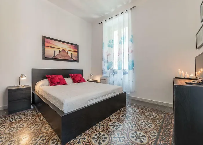 Apartment Guesthost - Borgo Pio Elegant Apartment! *