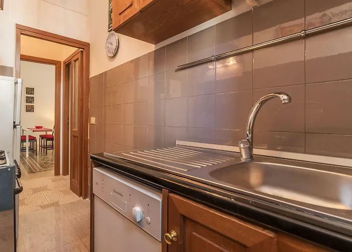 Apartment Guesthost - Borgo Pio Elegant Apartment! Rom